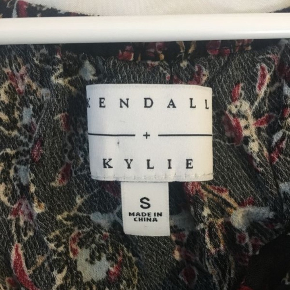 Kendal and Kylie crop top